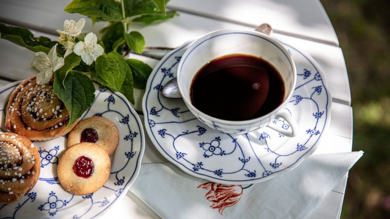 Healthier Alternatives to Morning Coffee