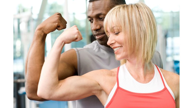 10-Minute Bicep Workout for the Home or Office