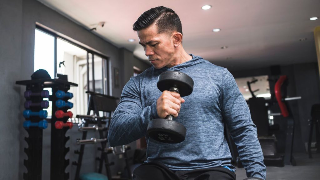 10-Minute Bicep Workout - Cross-Body Curls