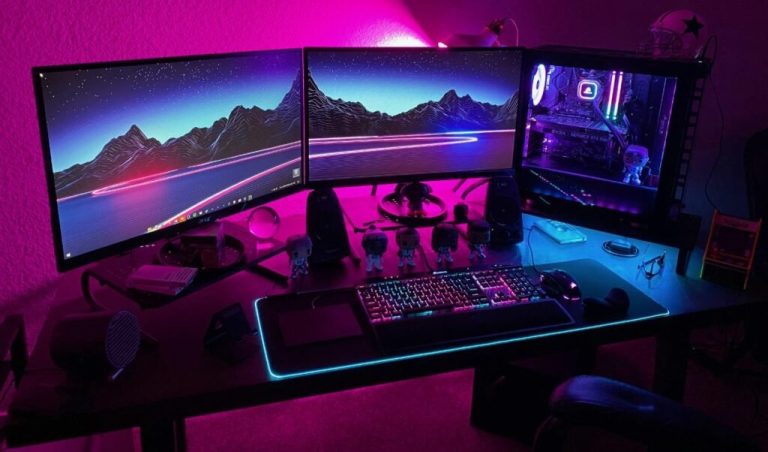 8 Websites to Get Cool Wallpapers for Your Dual Monitor Setup