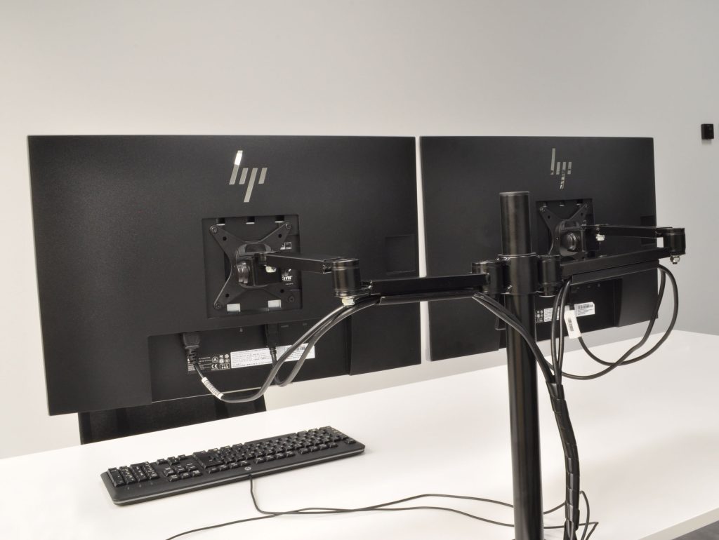 9 Dual Monitor Productivity Tips