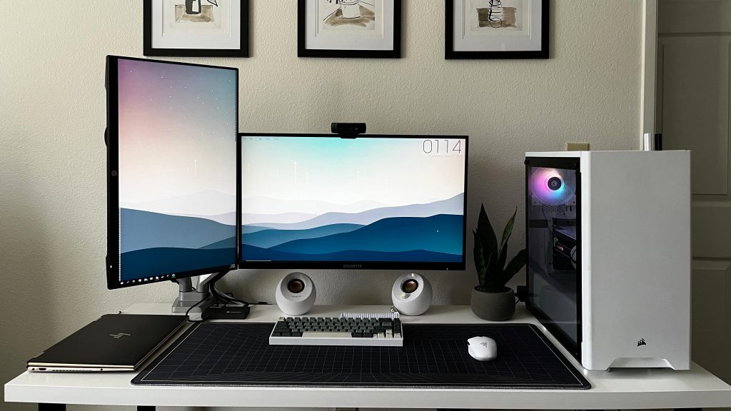 9 Dual Monitor Productivity Tips