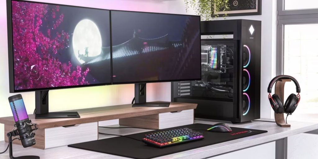 A Step-by-Step to Creating a Dual Monitor Graphic Design Setup