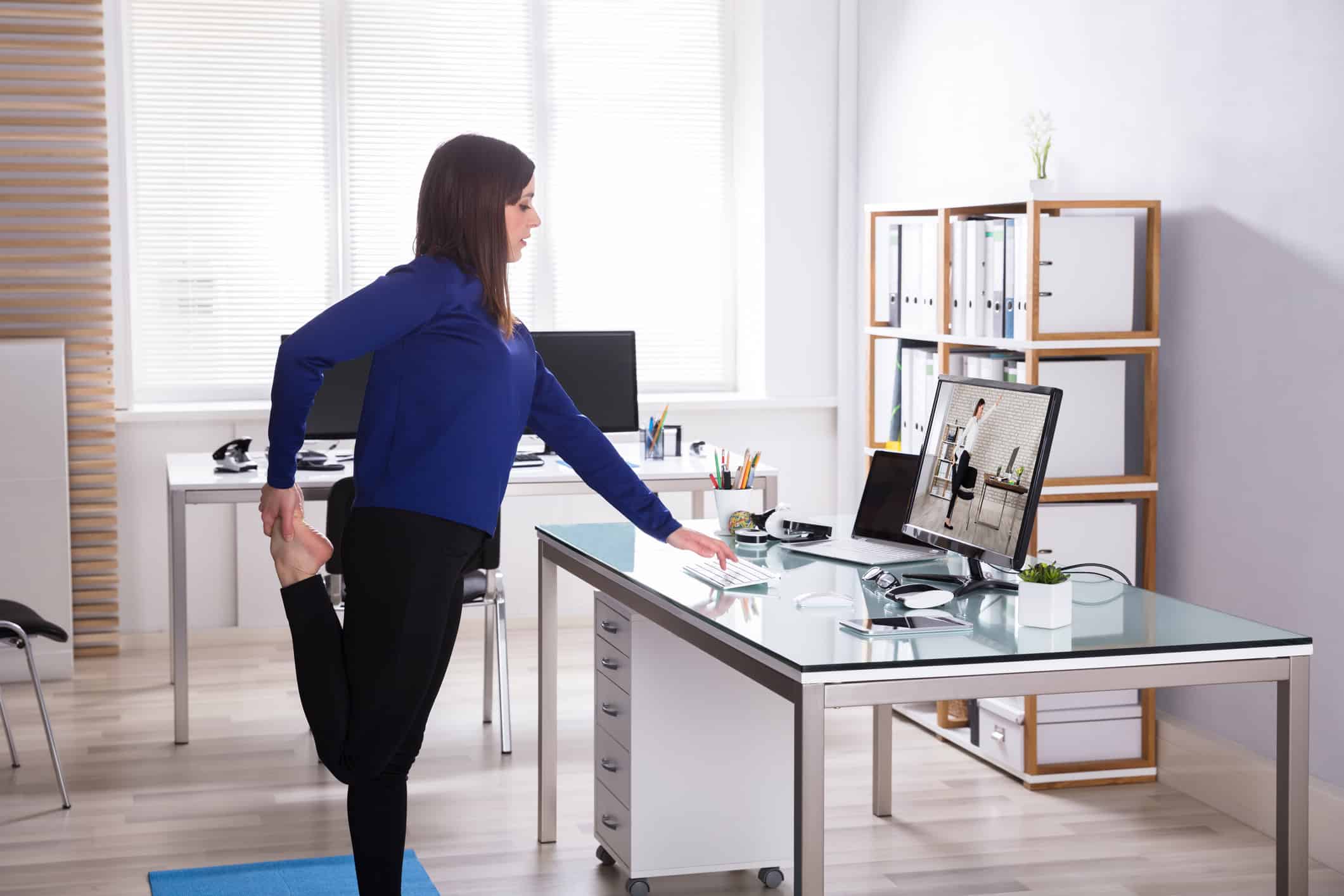 8 Important Office Exercises for Runners